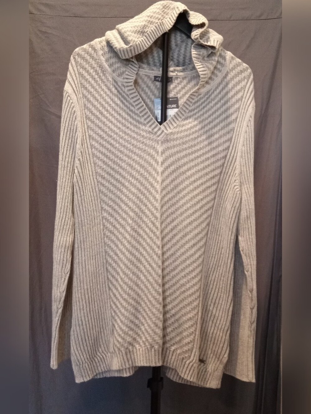 Eddie Bauer V-Neck Hooded Sweater Chevron Pattern Women's Size XL NWT